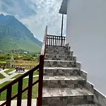 Driti 3* Nderlysaj