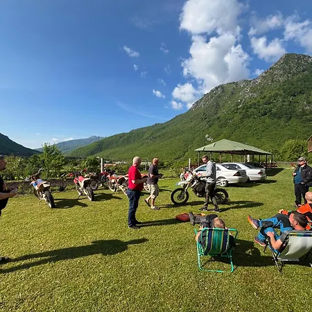 Oda ve Kahvaltı Driti Nderlysaj